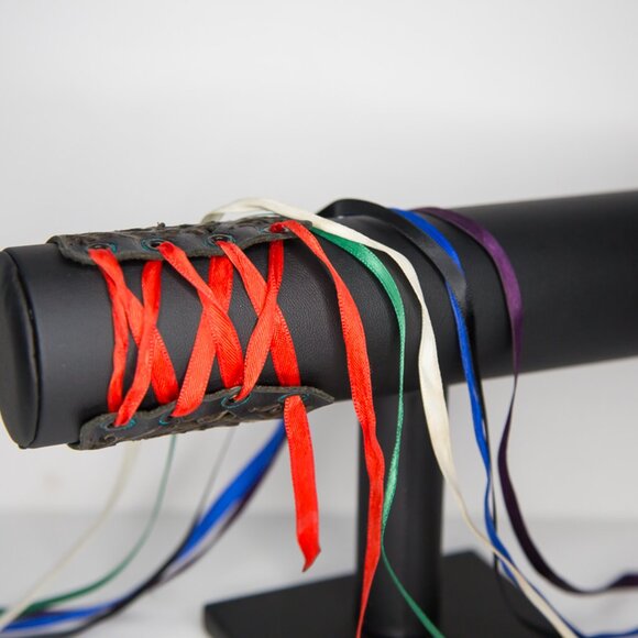 SOLD Vintage Laser Cut Black Leather Corset Wrist Cuff Bracelet - Picture 7 of 10